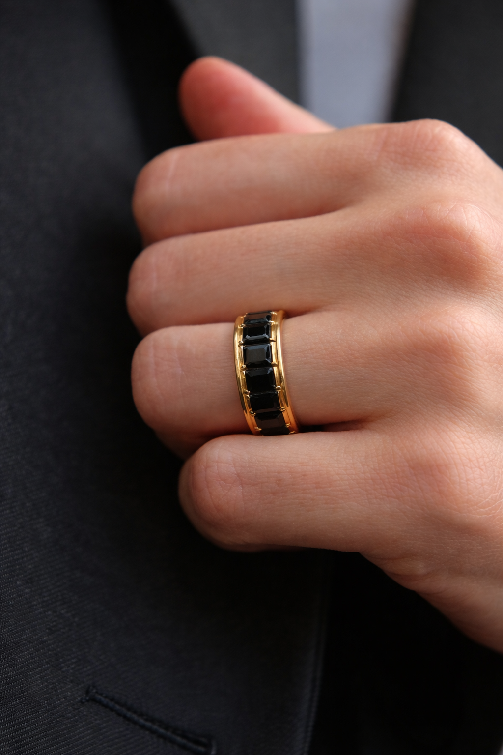 Baguette Cut Black Diamonds Ring (18K Yellow Gold)